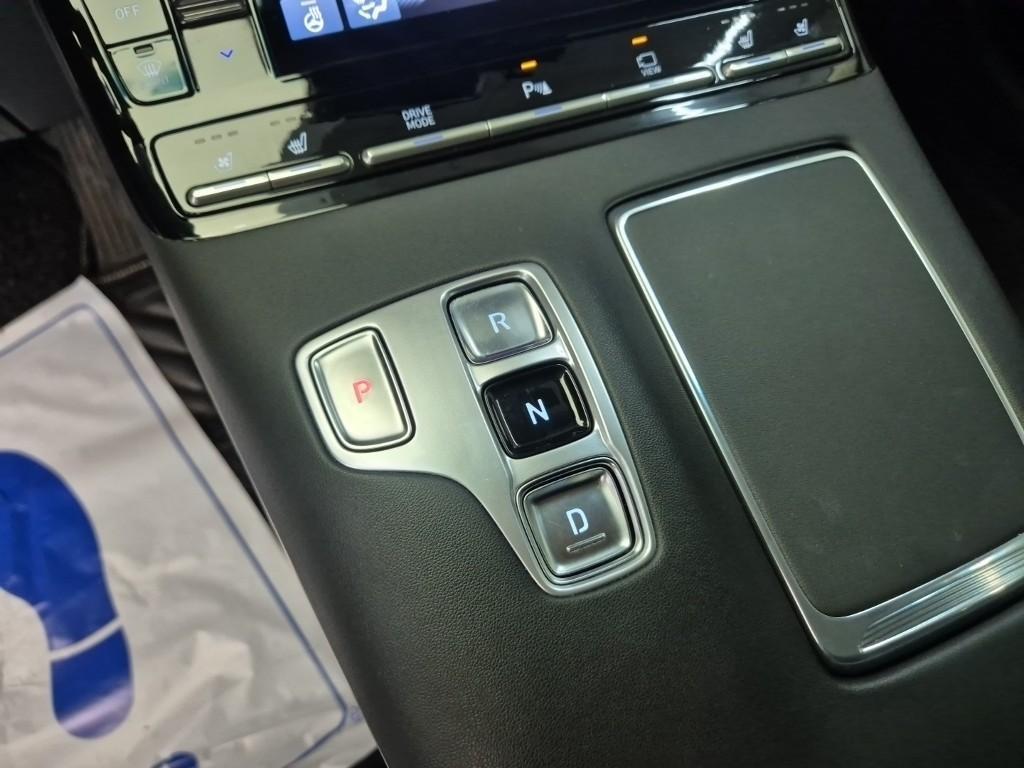 HYUNDAI Grandeur - Vista 8