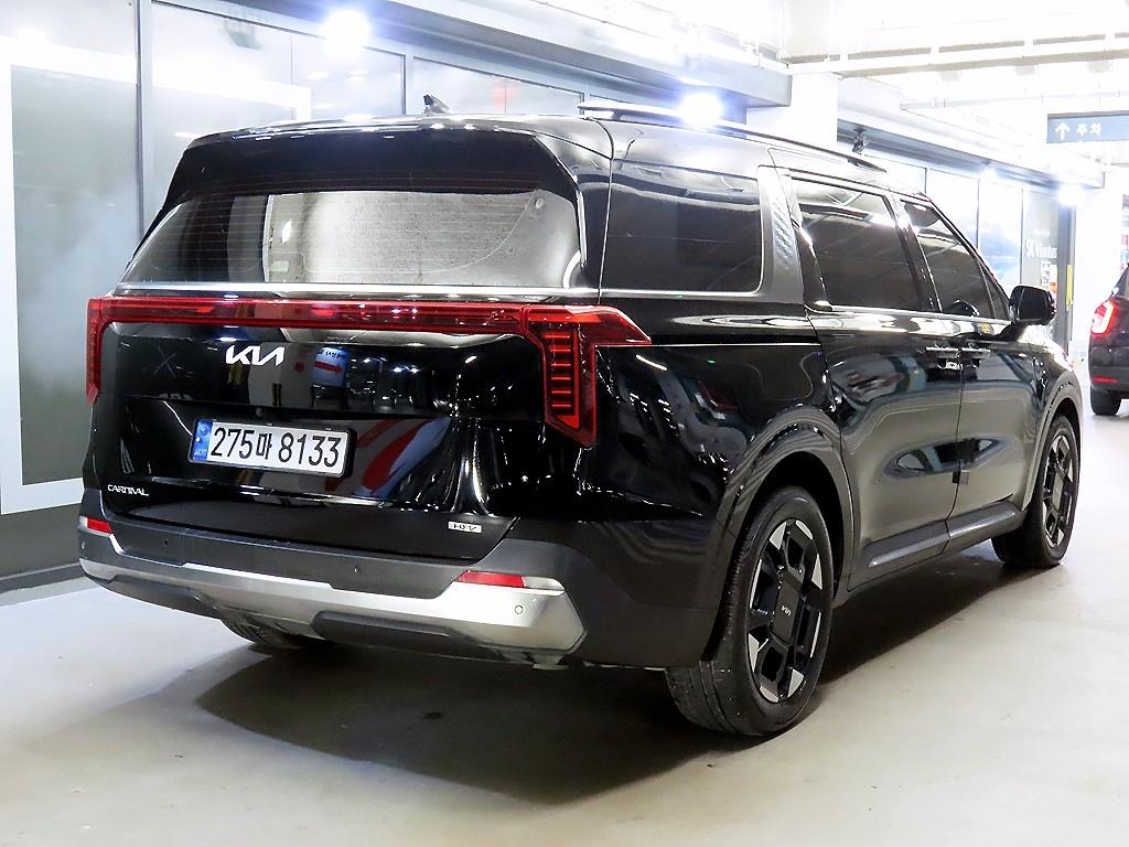 KIA Carnival - Vista 4