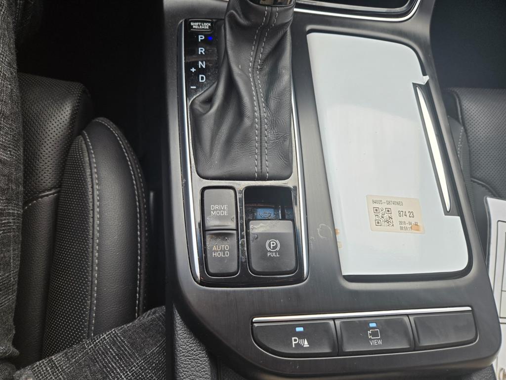 HYUNDAI Grandeur - Vista 11