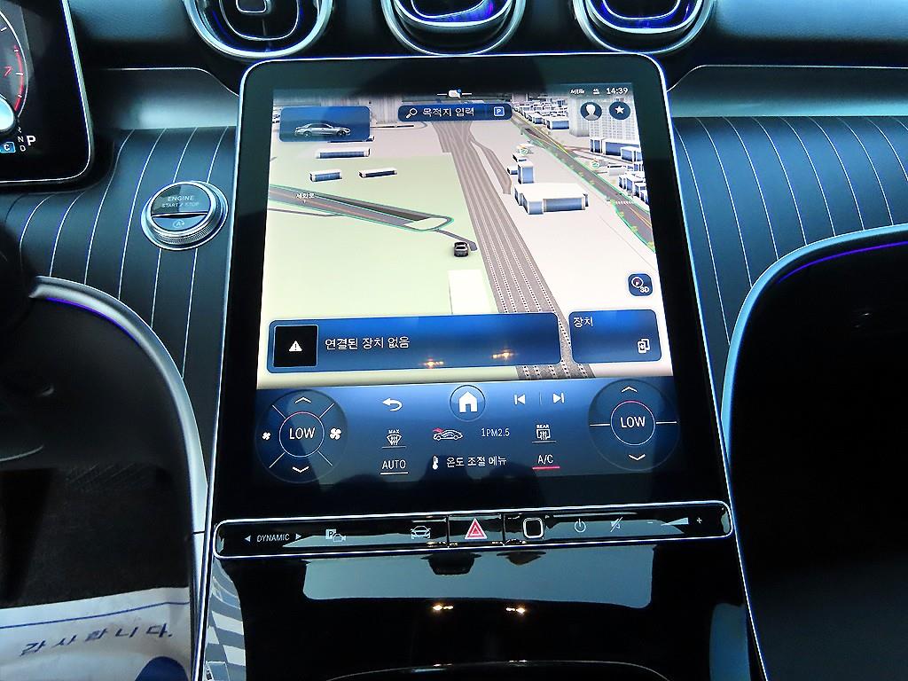 Mercedes Benz C Class - Vista 12