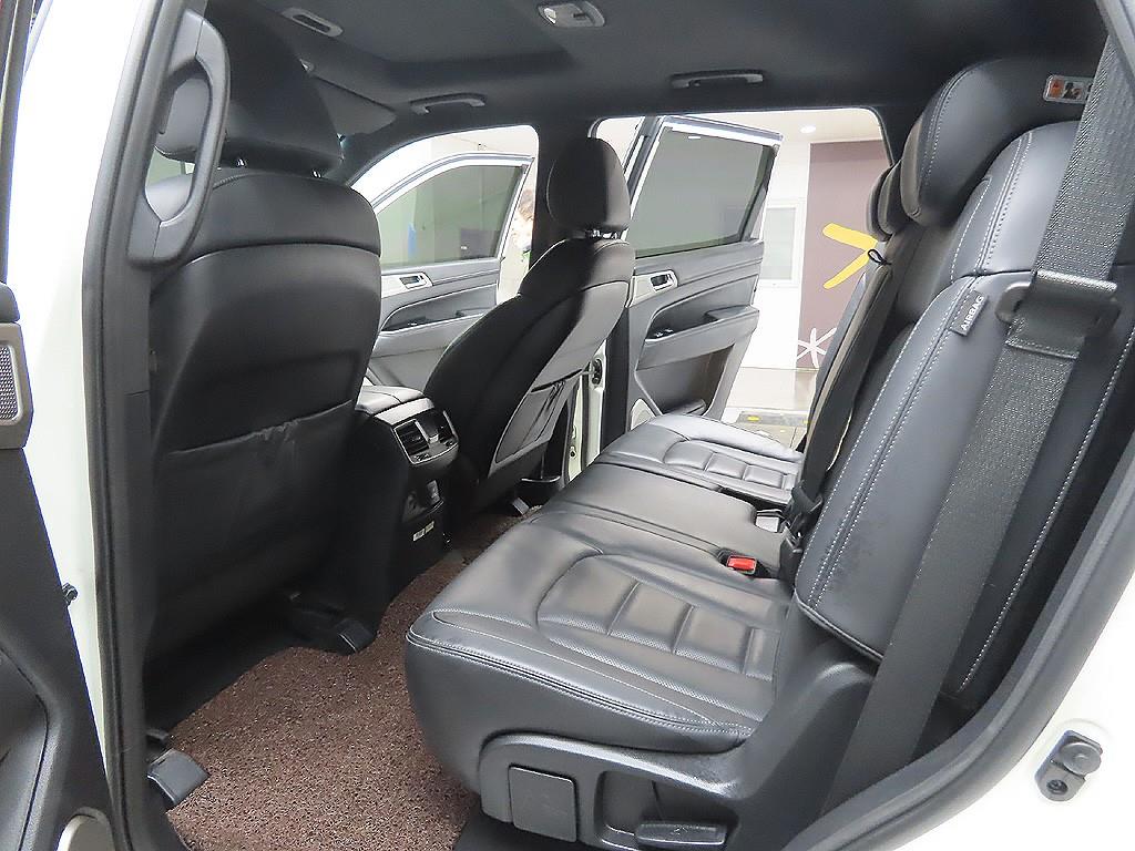 Ssangyong Rexton 2018 Blanco - Importación desde Corea - HF Imports Iquique - Foto 9