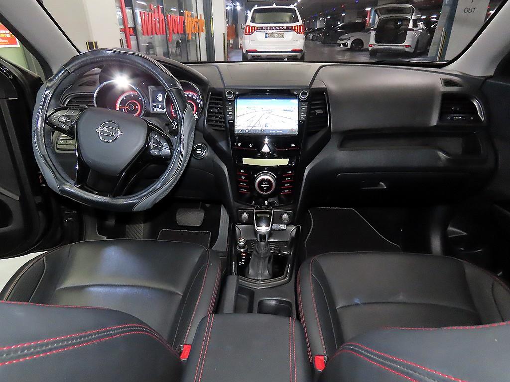 Ssangyong Tivoli - Vista 10