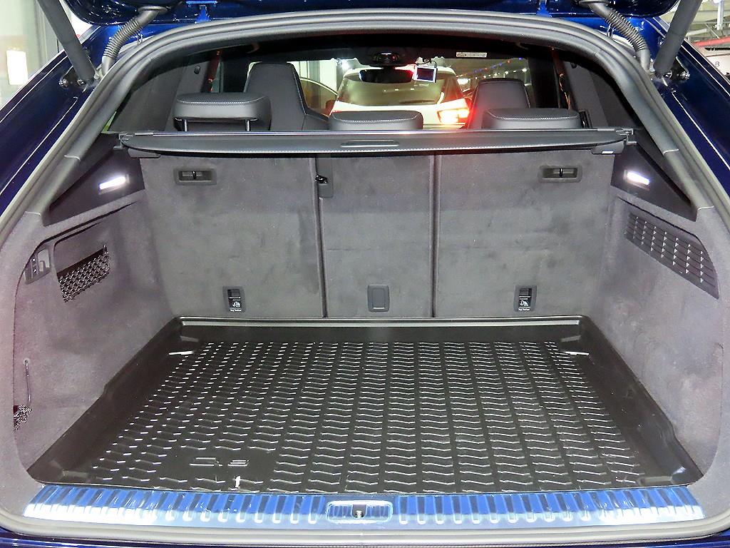 Audi Q8 2021 Azul - Importación desde Corea - HF Imports Iquique - Foto 14