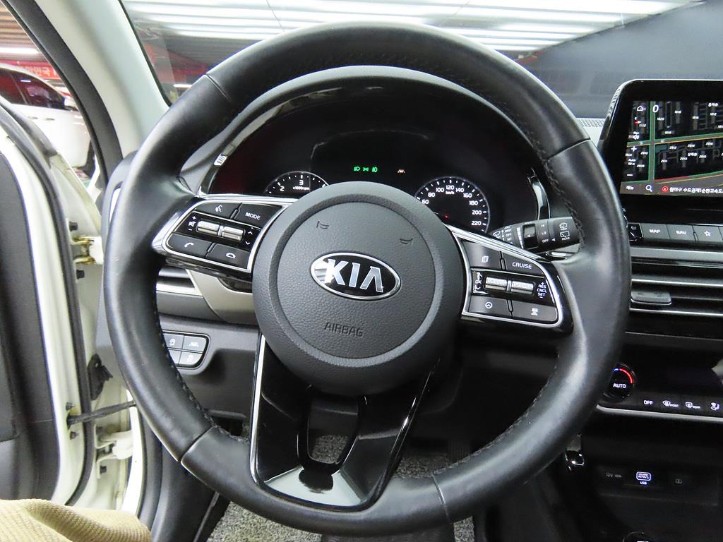 KIA Seltos - Vista 7