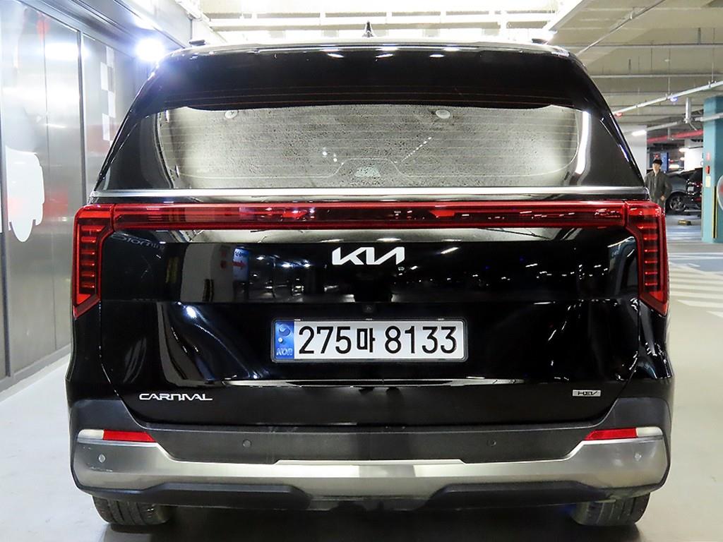 KIA Carnival - Vista 5