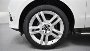 Mercedes Benz GLE Class - Vista 6