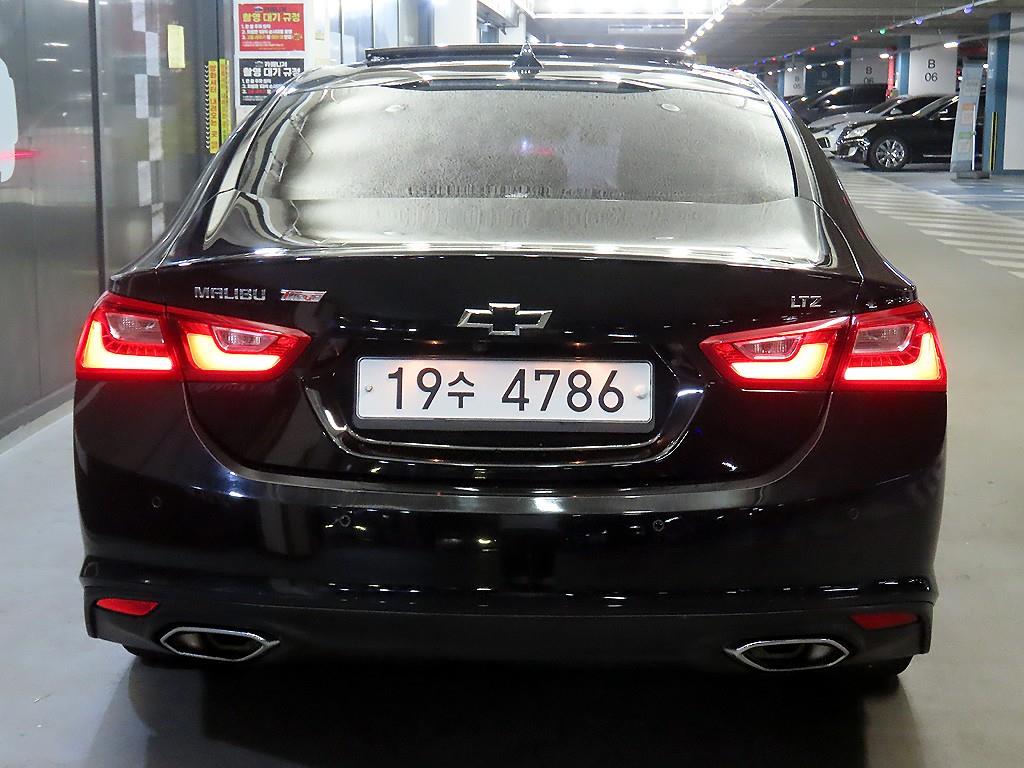 Chevrolet Malibu - Vista 5