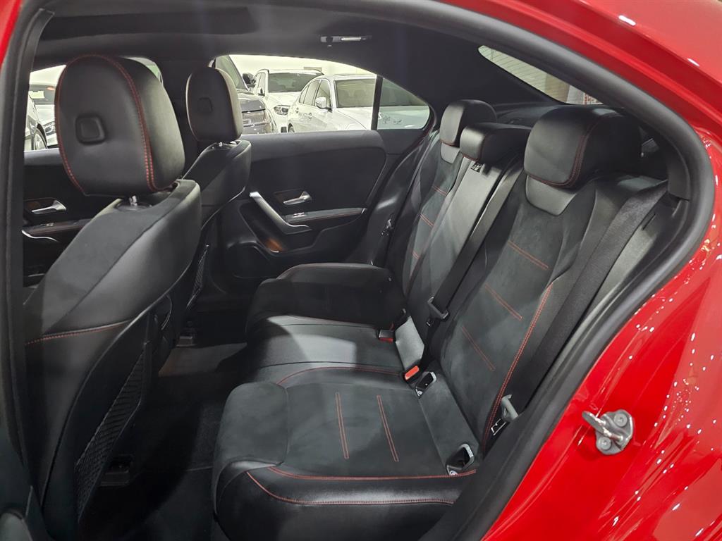 Mercedes Benz A Class - Vista 10