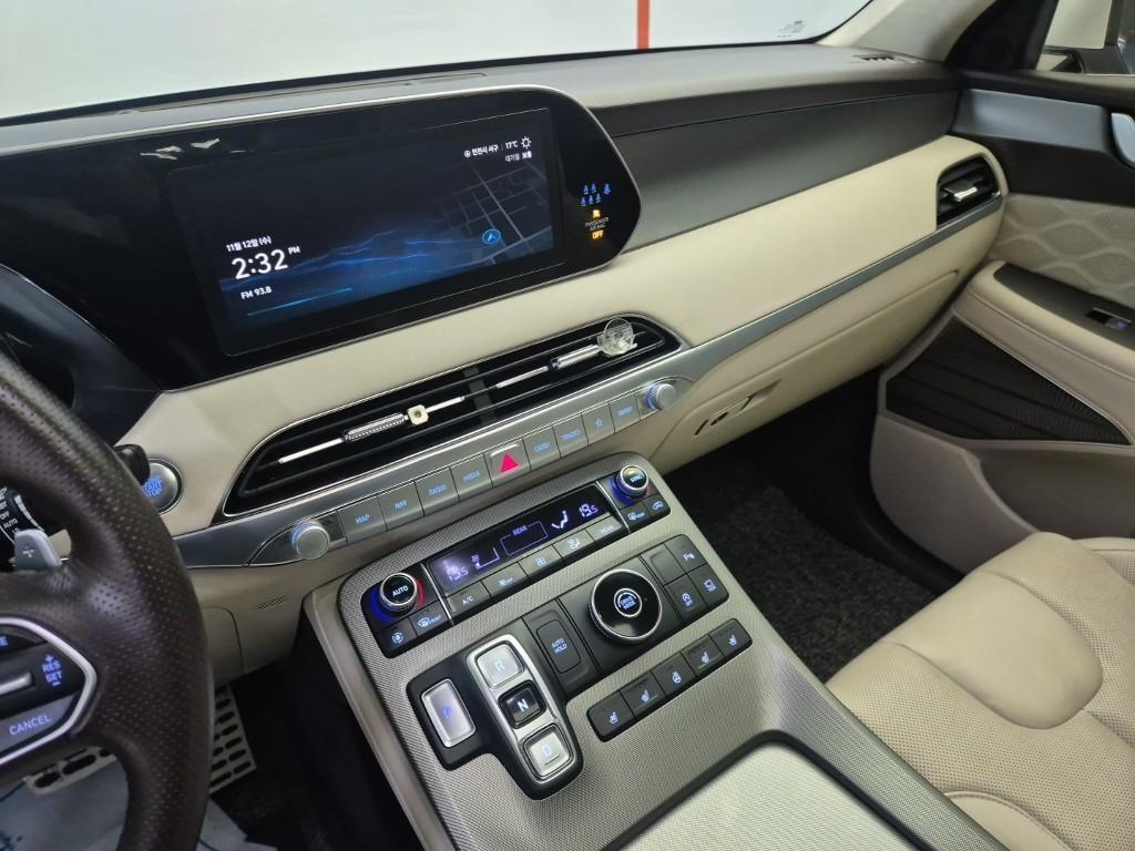 HYUNDAI Palisade - Vista 10