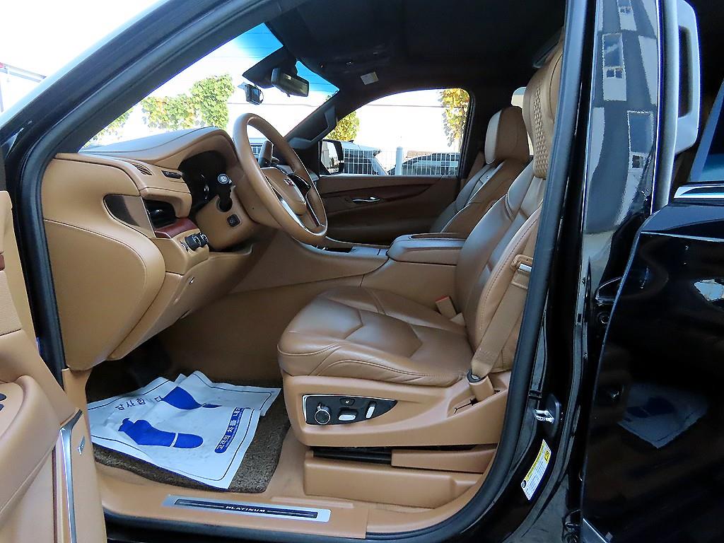 Cadillac Escalade - Vista 5