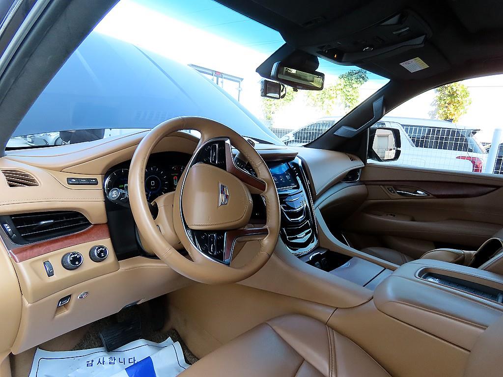 Cadillac Escalade 2017 Negro - Importación desde Corea - HF Imports Iquique - Foto 13