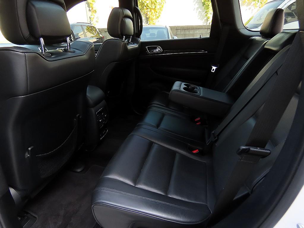 Jeep Cherokee - Vista 6