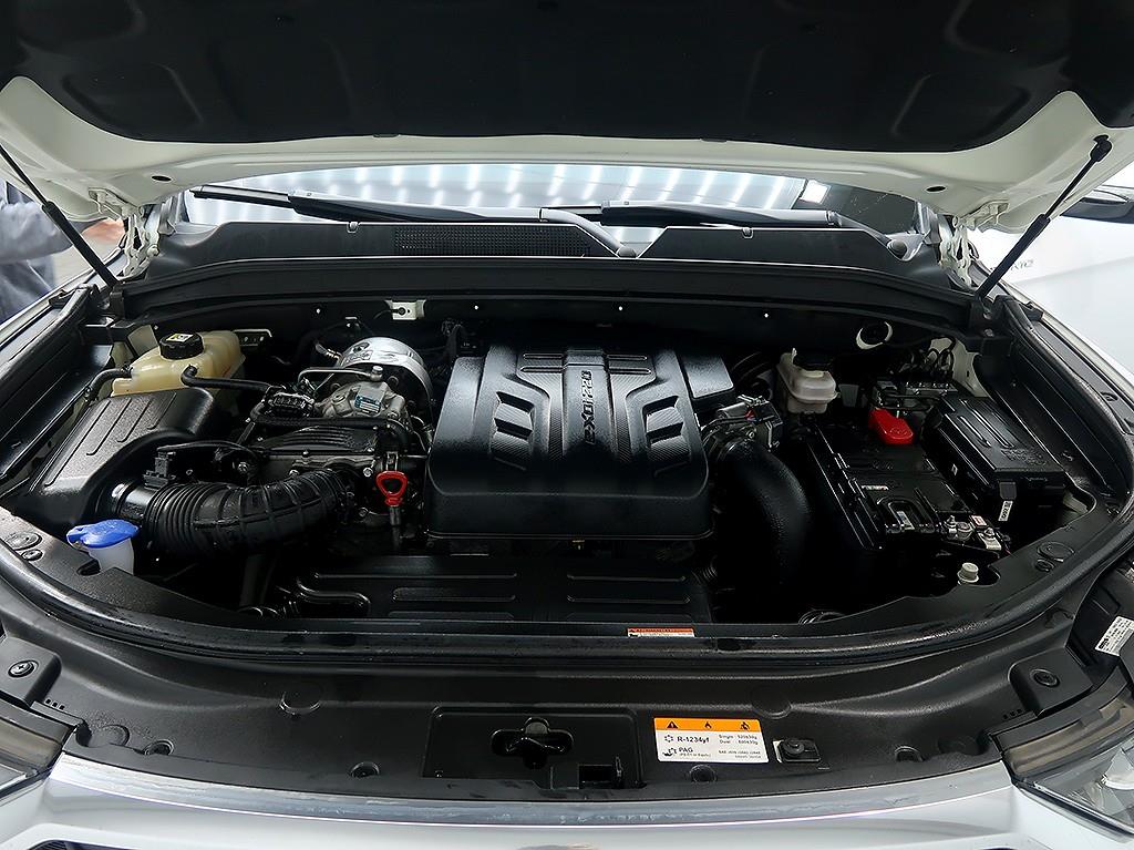 Ssangyong Rexton 2021 Blanco - Importación desde Corea - HF Imports Iquique - Foto 7