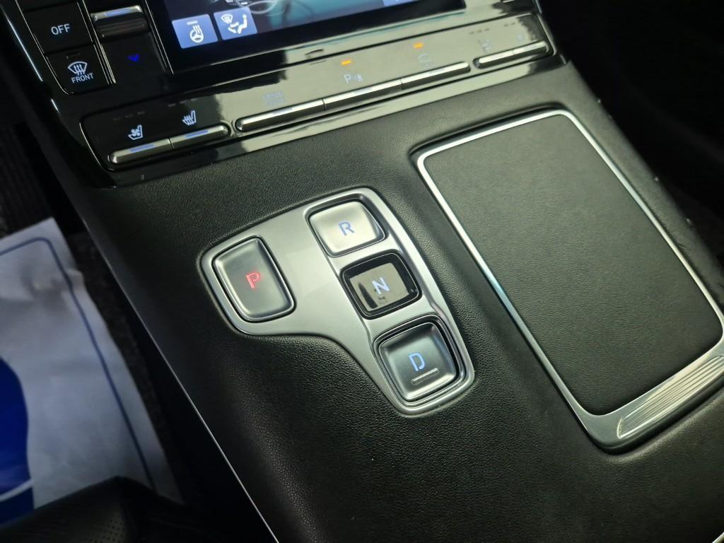 HYUNDAI Grandeur - Vista 8