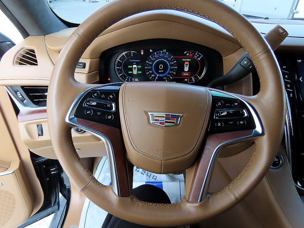 Cadillac Escalade - Vista 7