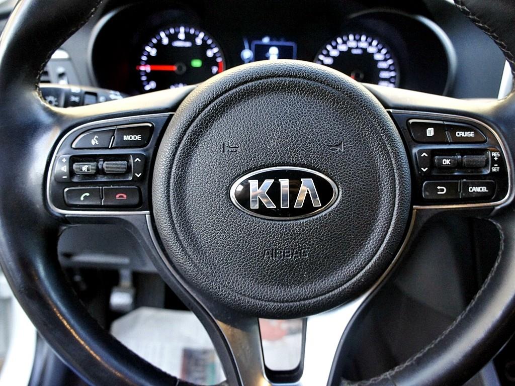 KIA K5 2016 Blanco - Importación desde Corea - HF Imports Iquique - Foto 8