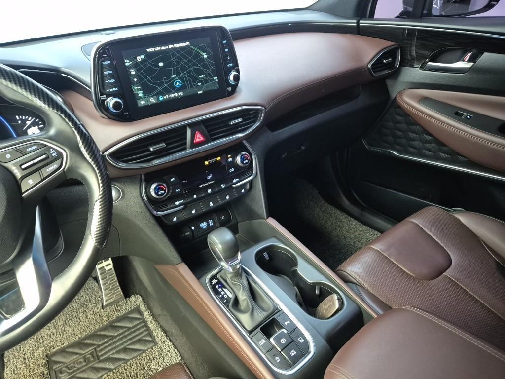 HYUNDAI Santa Fe - Vista 5