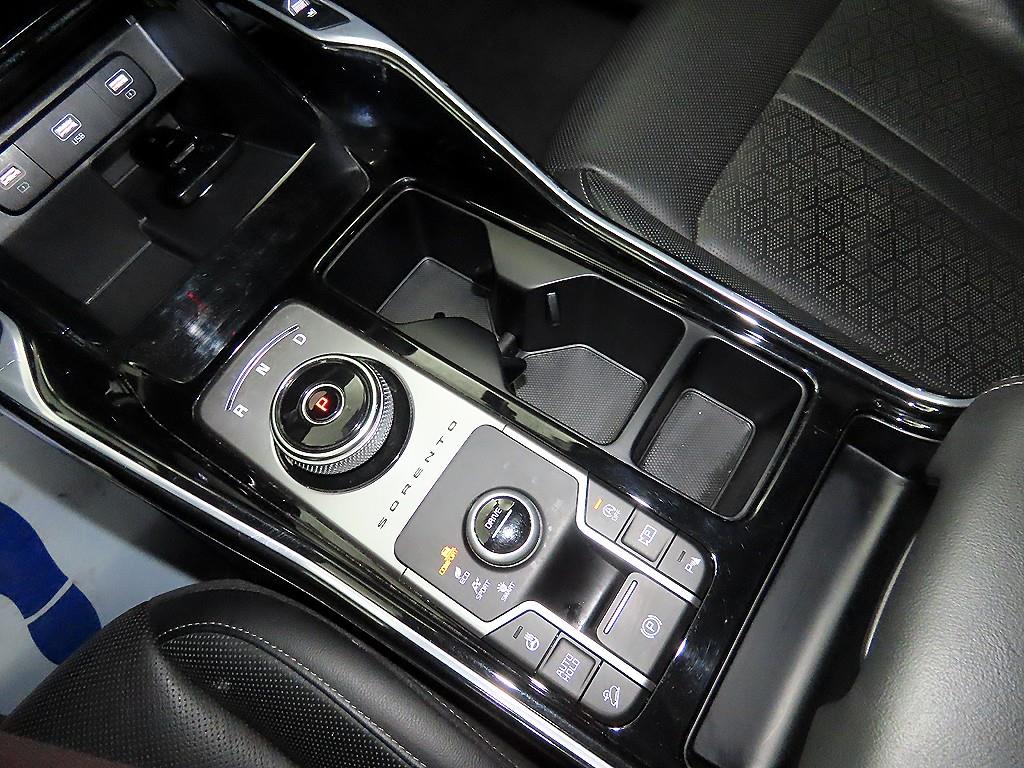 KIA Sorento - Vista 12