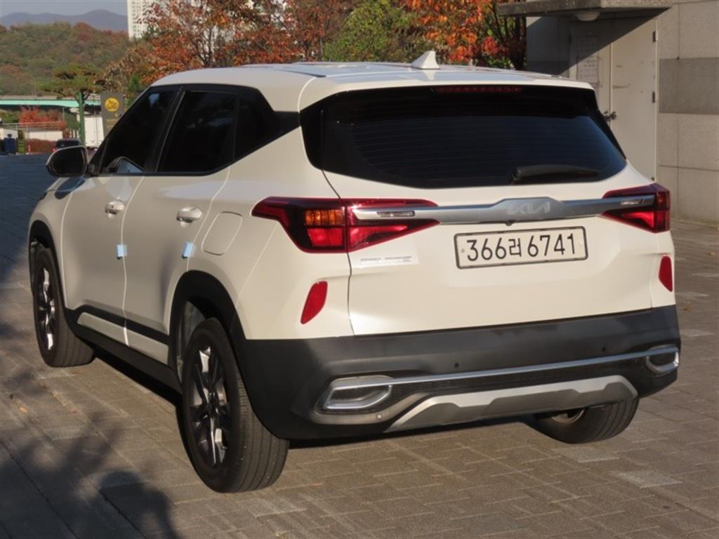 KIA Seltos - Vista 7