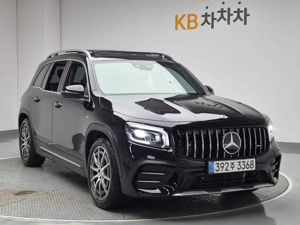 Mercedes Benz GLB Class - Vista 4