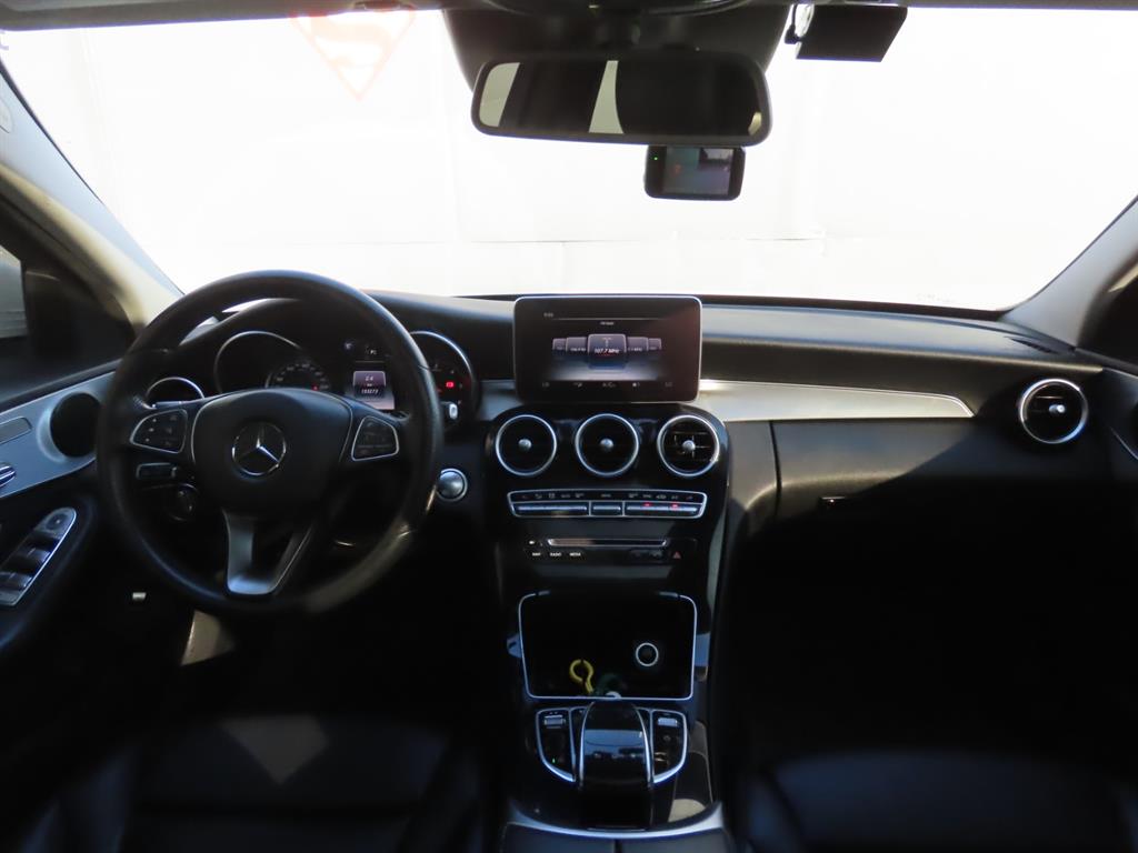 Mercedes Benz C Class - Vista 11