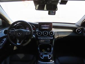 Mercedes Benz C Class - Vista 12