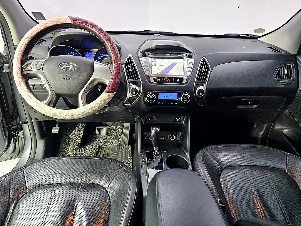 HYUNDAI Tucson - Vista 5