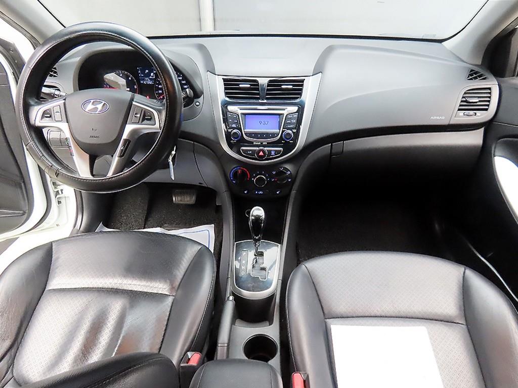 HYUNDAI Accent 2012 - Importación desde Corea - HF Imports Iquique - Foto 17