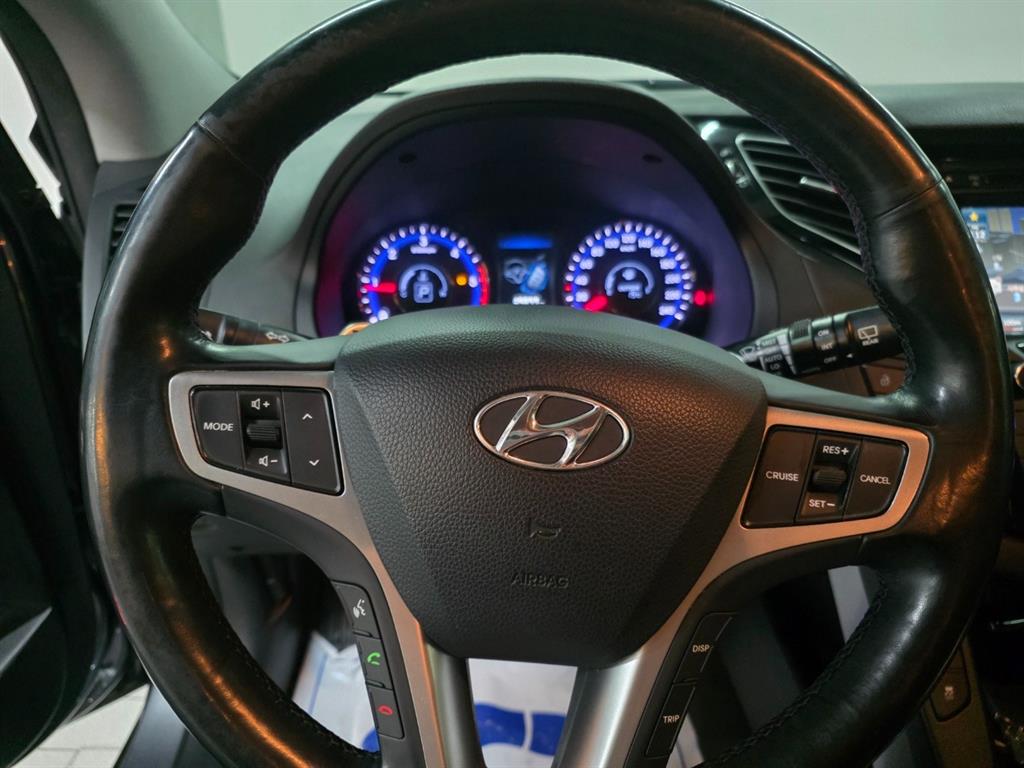 HYUNDAI i40 - Vista 6