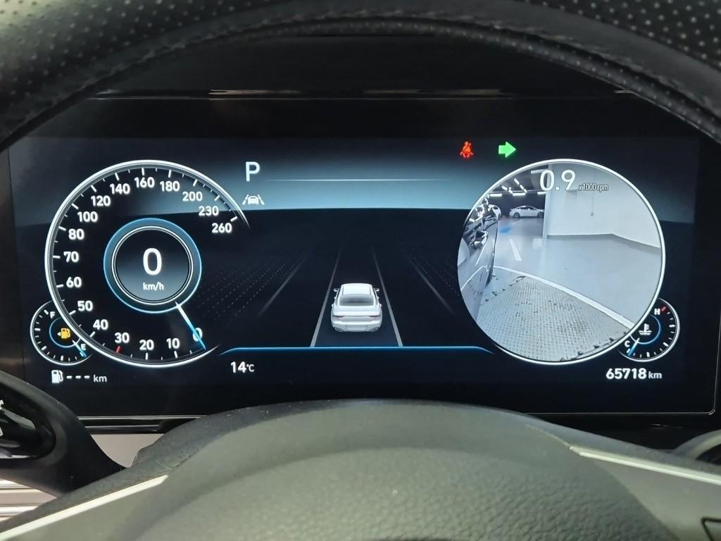 HYUNDAI Grandeur - Vista 6