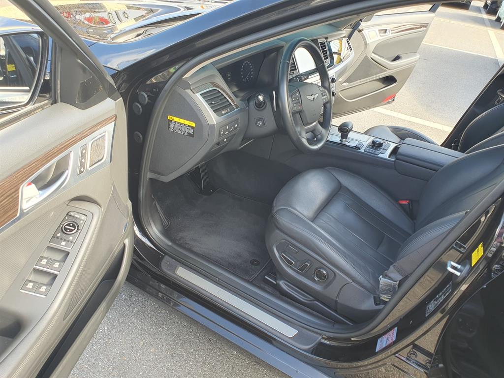 Genesis G80 - Vista 7