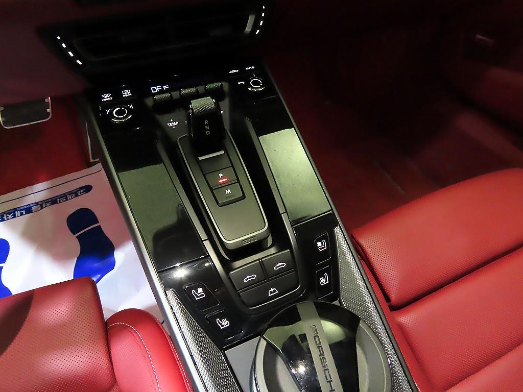 Porsche 911 2024 Negro - Importación desde Corea - HF Imports Iquique - Foto 16