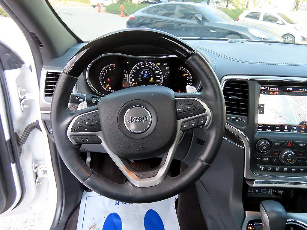 Jeep Cherokee - Vista 8