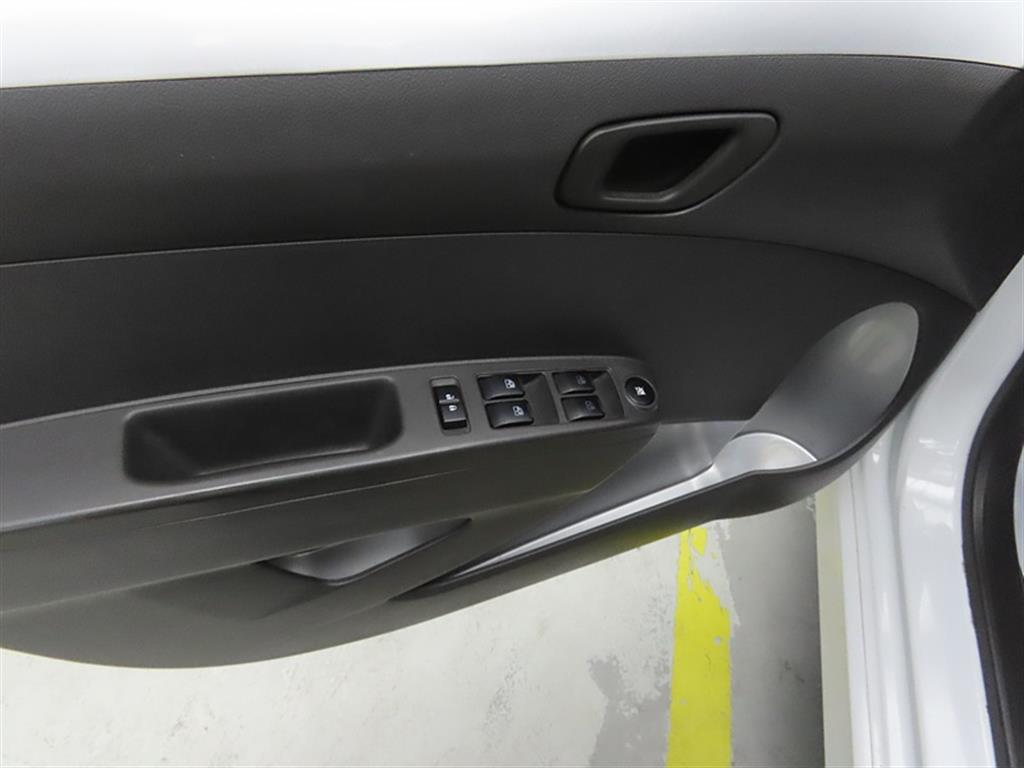 Chevrolet Spark - Vista 11