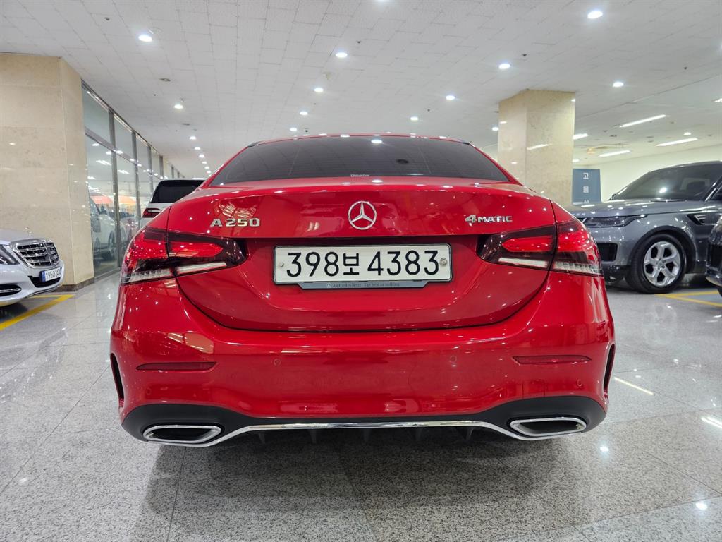 Mercedes Benz A Class - Vista 4