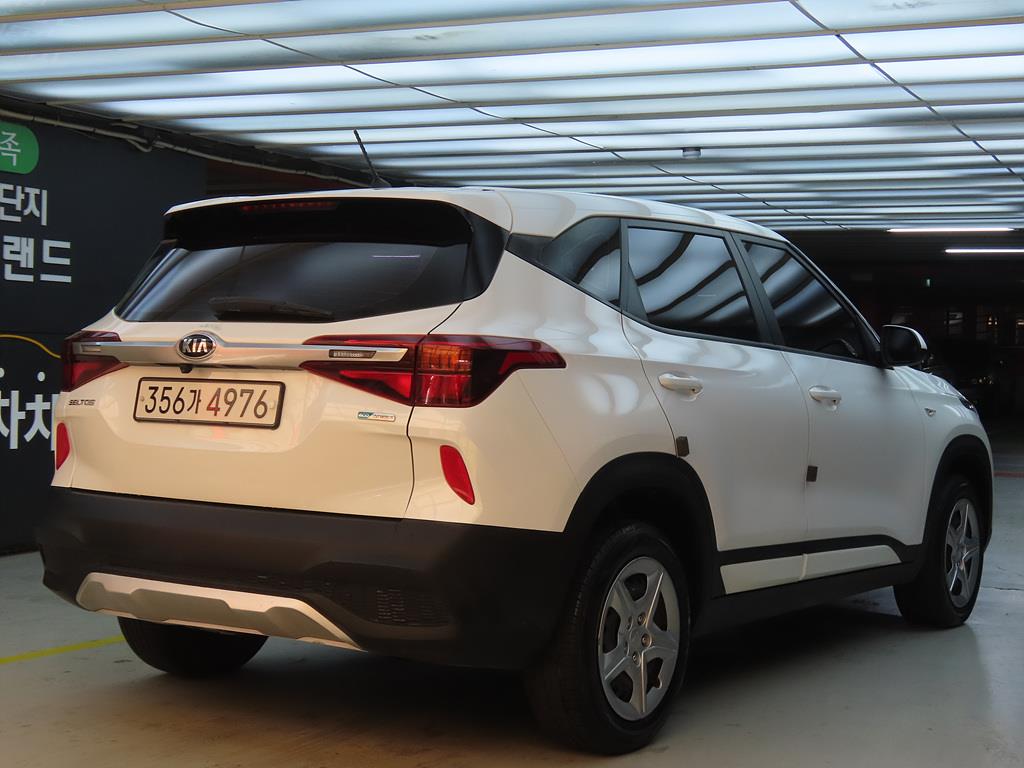 KIA Seltos - Vista 4