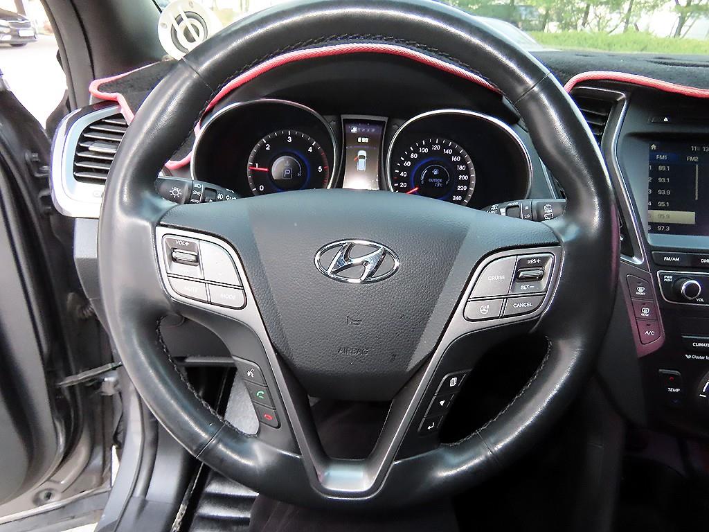 HYUNDAI Santa Fe - Vista 8