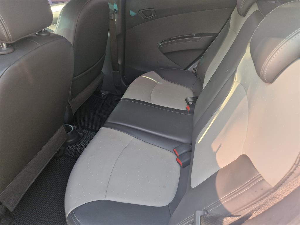 Chevrolet Spark - Vista 7