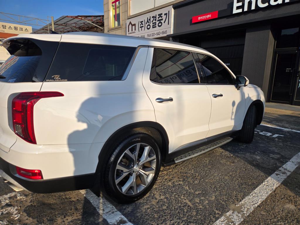 HYUNDAI Palisade - Vista 4