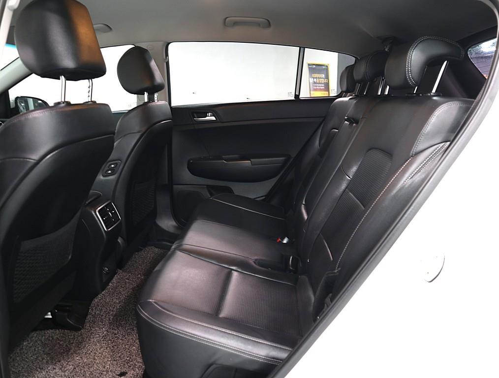 KIA Sportage - Vista 9