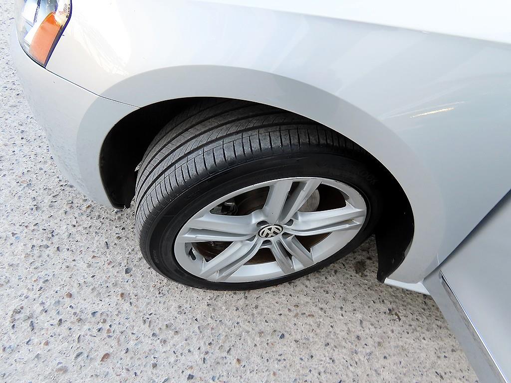 Volkswagen Passat 2015 Plateado - Importación desde Corea - HF Imports Iquique - Foto 19