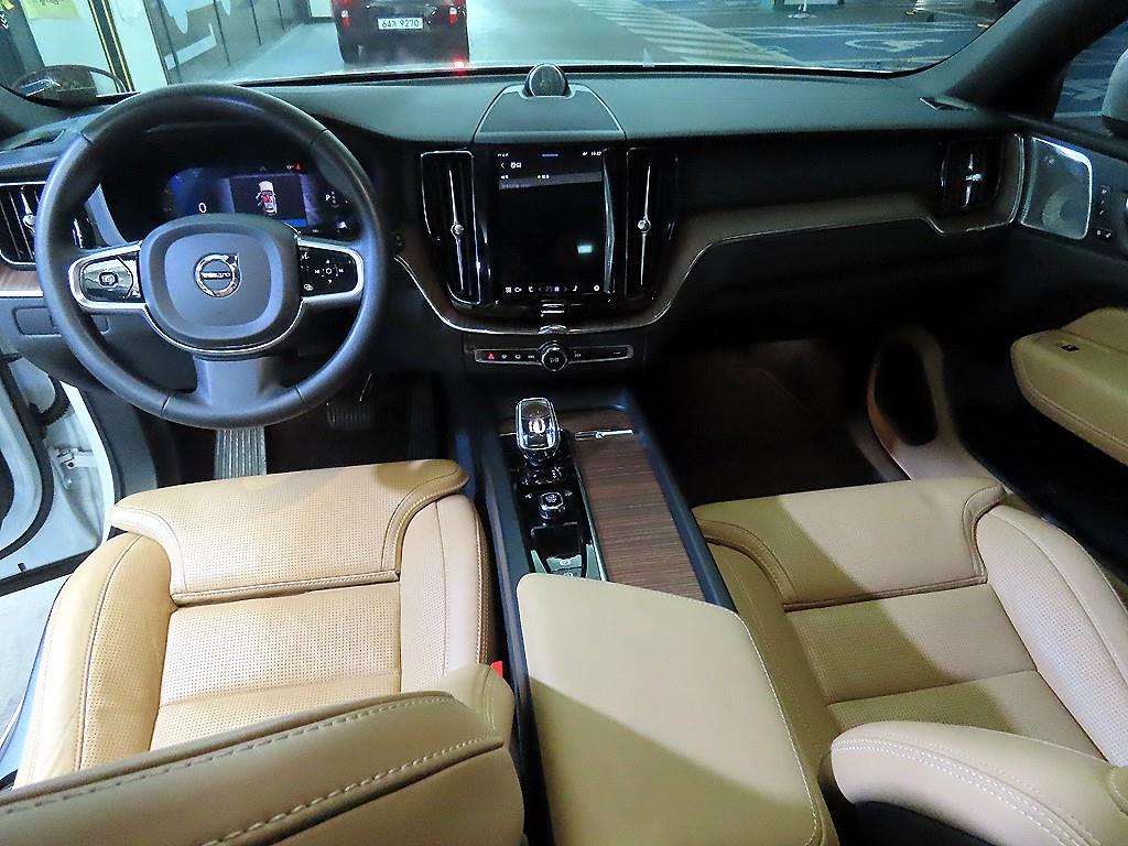 Volvo XC60 - Vista 10