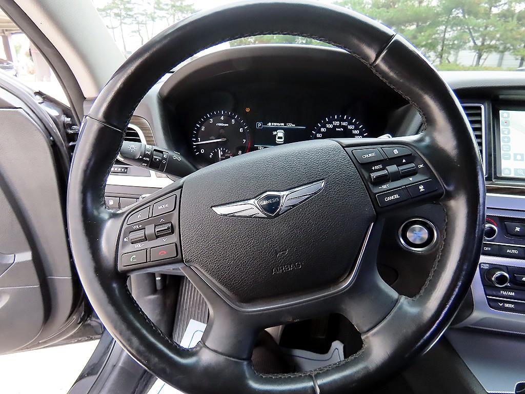 Genesis G80 - Vista 8