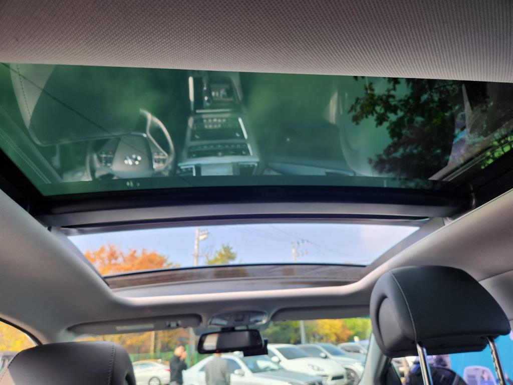 HYUNDAI Sonata - Vista 9