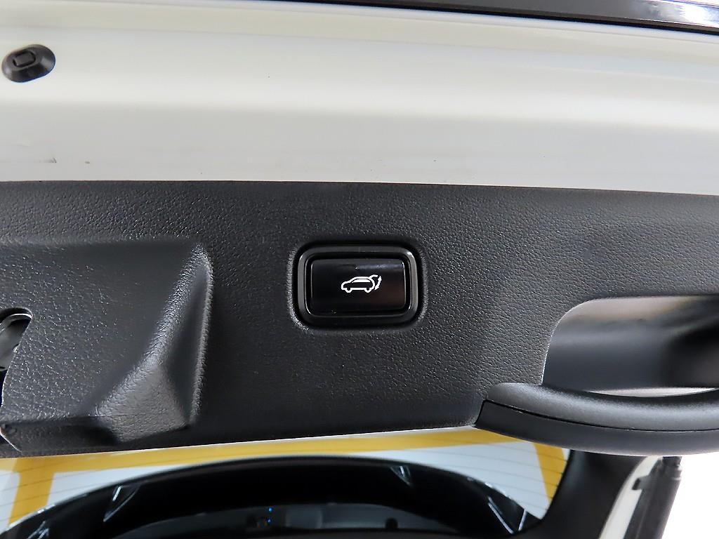KIA Sportage 2023 the color of pearl - Importación desde Corea - HF Imports Iquique - Foto 18