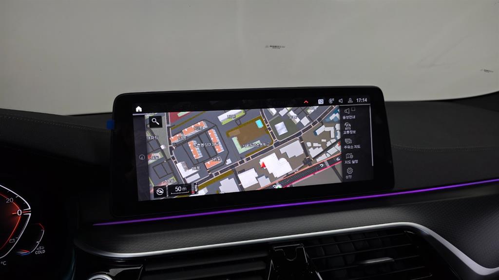 BMW 5 Series 2023 Negro - Importación desde Corea - HF Imports Iquique - Foto 15