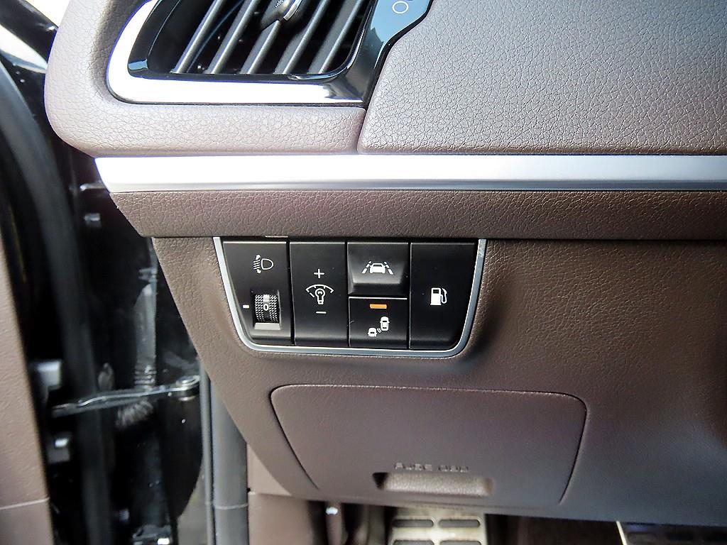 KIA Stinger - Vista 12