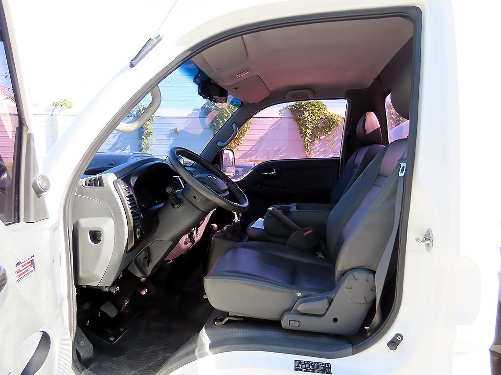 Small Truck Rori (an oil tank/Moving Gas/Home) - Vista 5