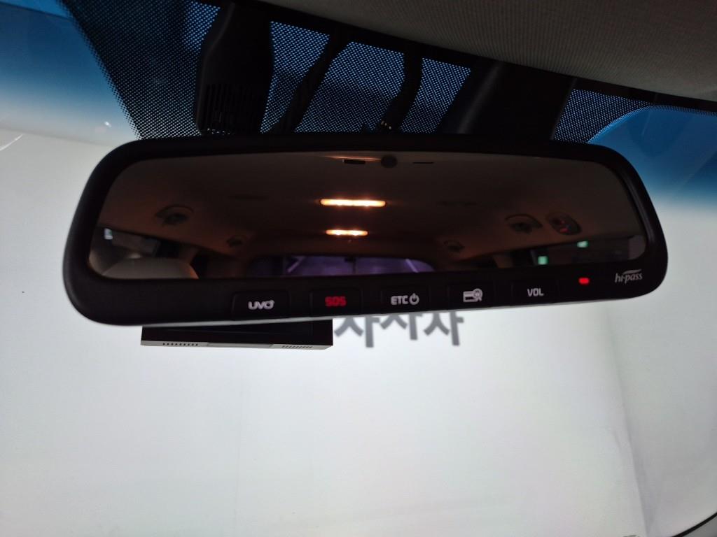 KIA Carnival 2019 Negro - Importación desde Corea - HF Imports Iquique - Foto 17