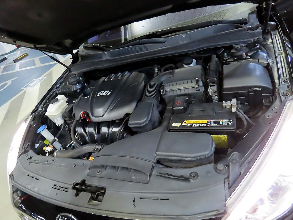 KIA K7 2016 Negro - Importación desde Corea - HF Imports Iquique - Foto 17